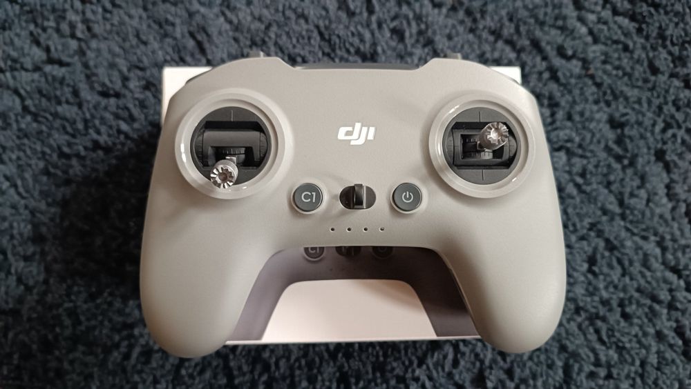DJI Controller 3 (Neu (gemäss Beschreibung)) in Buchrain für CHF 110 ...