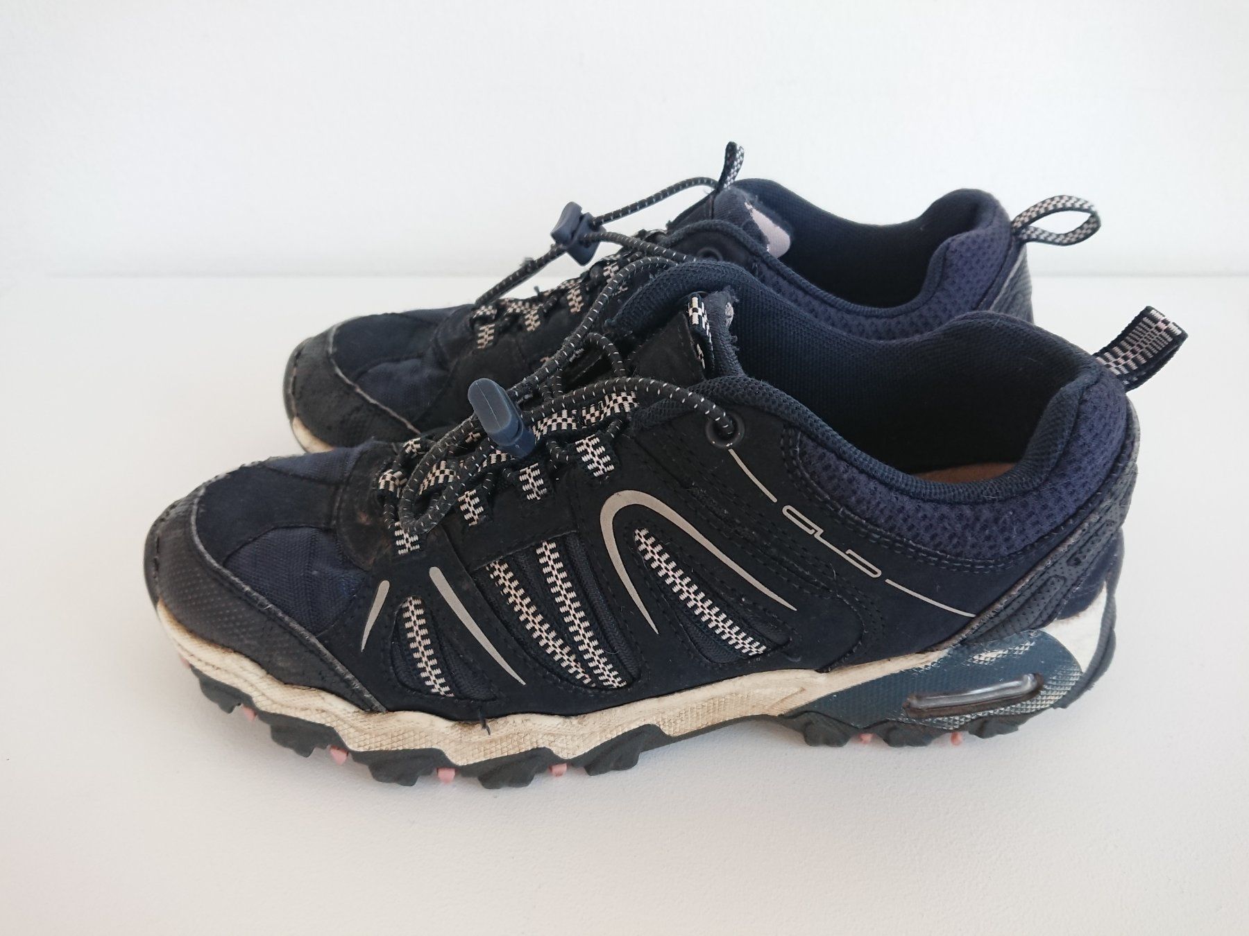 Graceland Scarpe da donna: Damen Trekkingschuhe Graceland Gr. 38 Dunkelblau – Usato da Hallau venduto da CHACLA 1