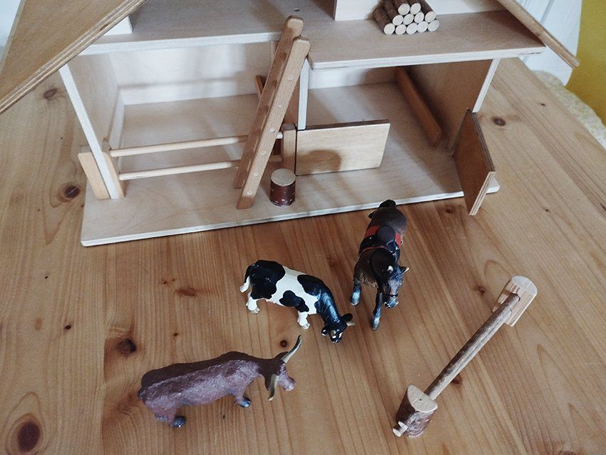 Casette per bambini: Ferme en bois avec animaux – Usato da vevey venduto da la_bulle 1
