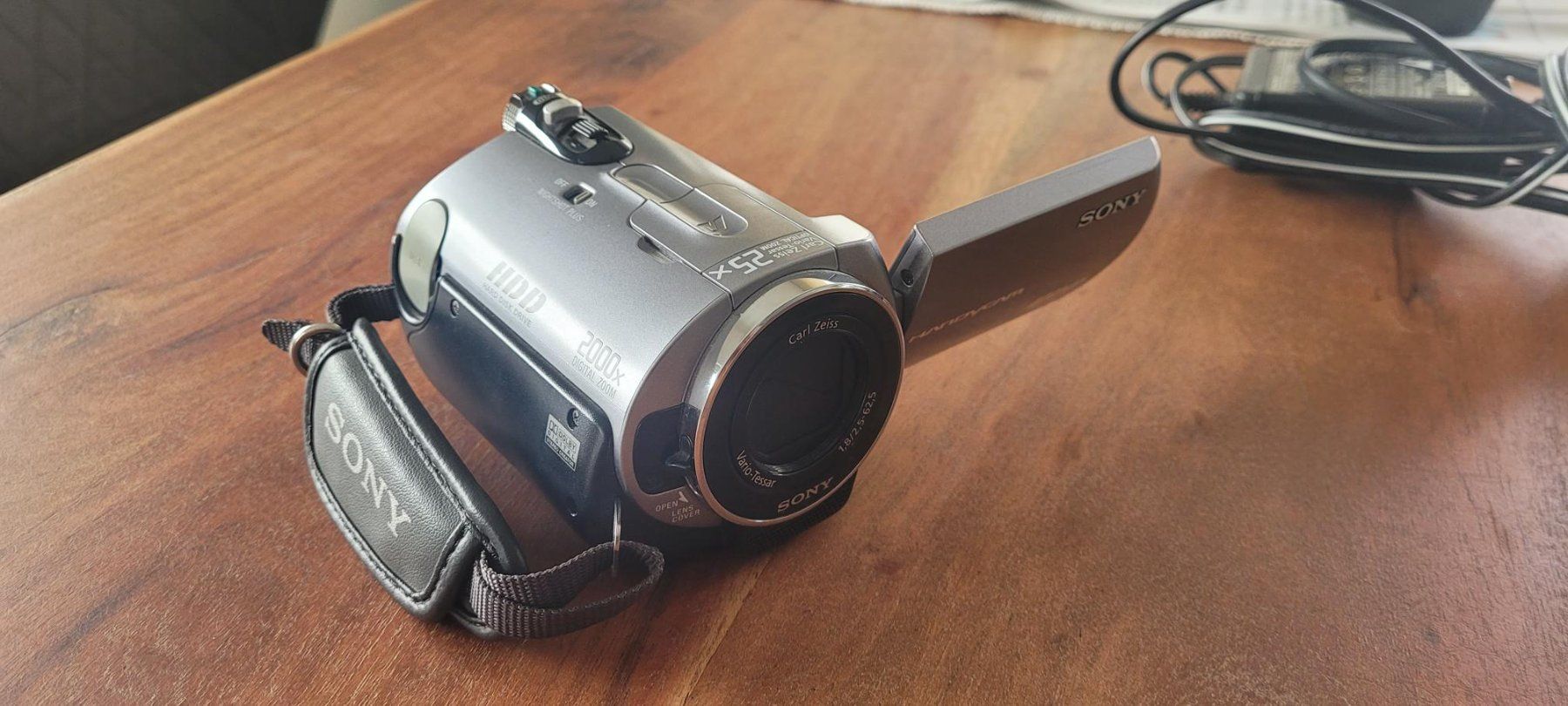Sony Videocamere: Sony Handycam DCR-SR62 – Usato da Weesen venduto da peteroswald 1