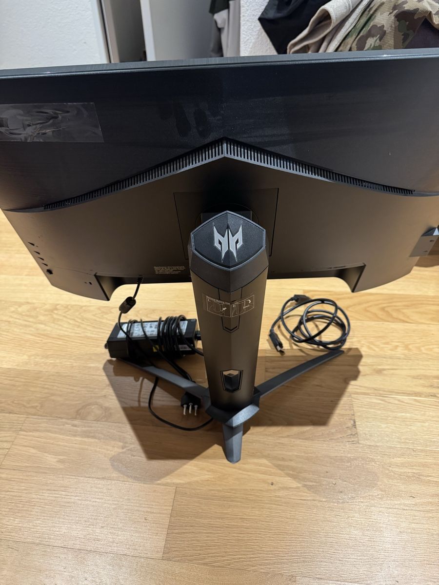 Acer Monitor: Acer predator 27‘‘ – Usato da Wil SG venduto da pet_shj8 2