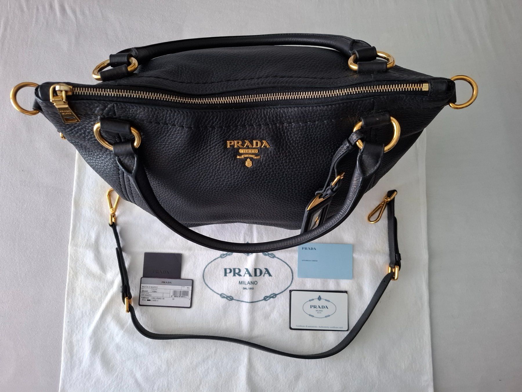 Prada Taschen für Damen: Neuwertige Prada Handtasche – Neu (gemäss Beschreibung) aus Weggis von Jhmathis 1