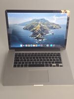 MacBook Pro 15" (Mid 2015) i7, 16GB, 500GB SSD + Ladekabel
