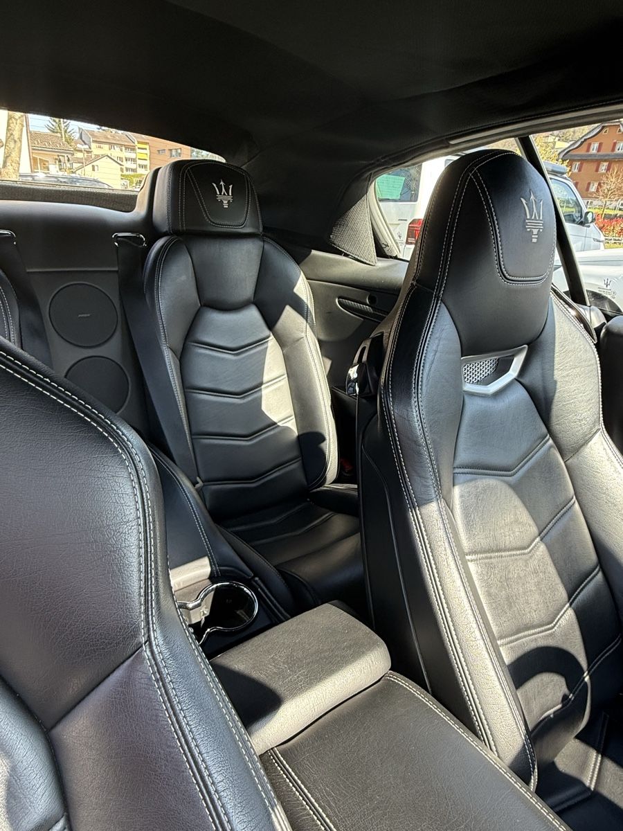 Maserati Automobili: Maserati GranCabrio MC Stradale – Usato da Luzern venduto da Vanosa 9