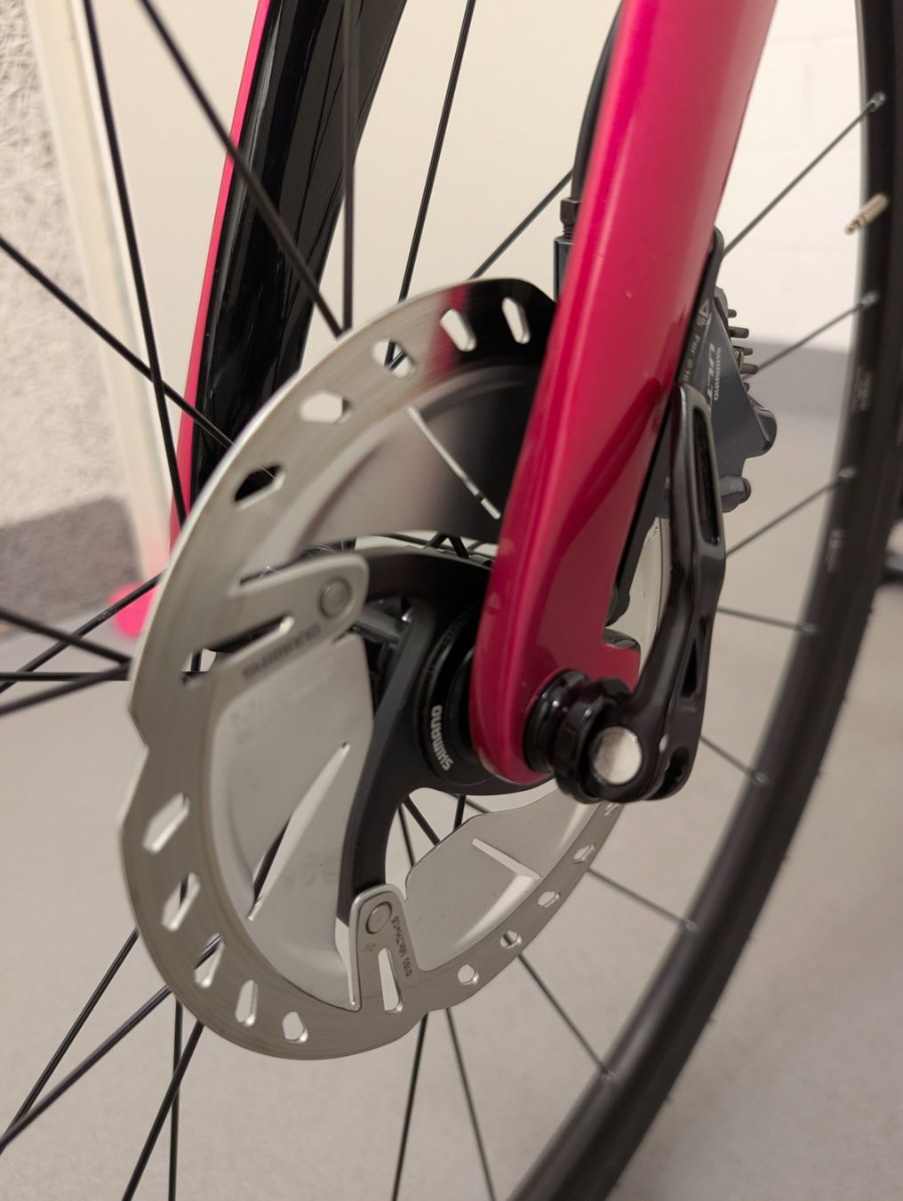 Pinarello Velos: Pinarello Prince Disk T700 – Gebraucht aus Thalwil von Tgatga 6