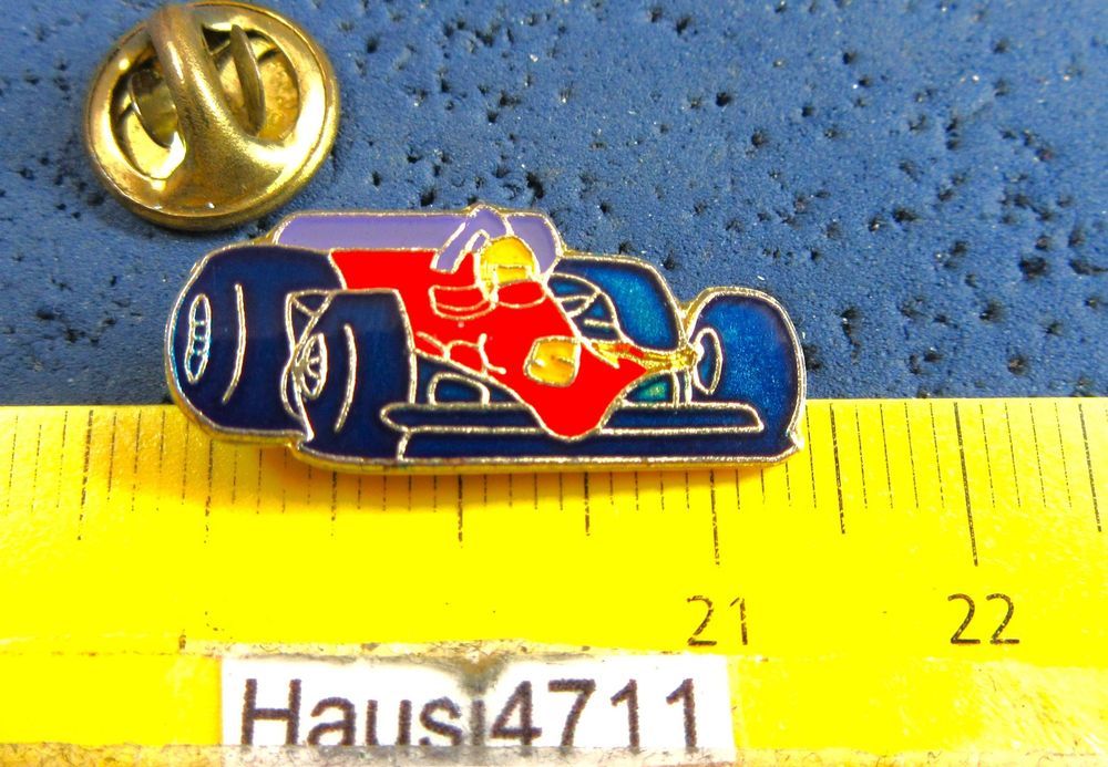 FERRARI FORMEL1 RACING-CAR PIN GLASIERT | Kaufen auf Ricardo