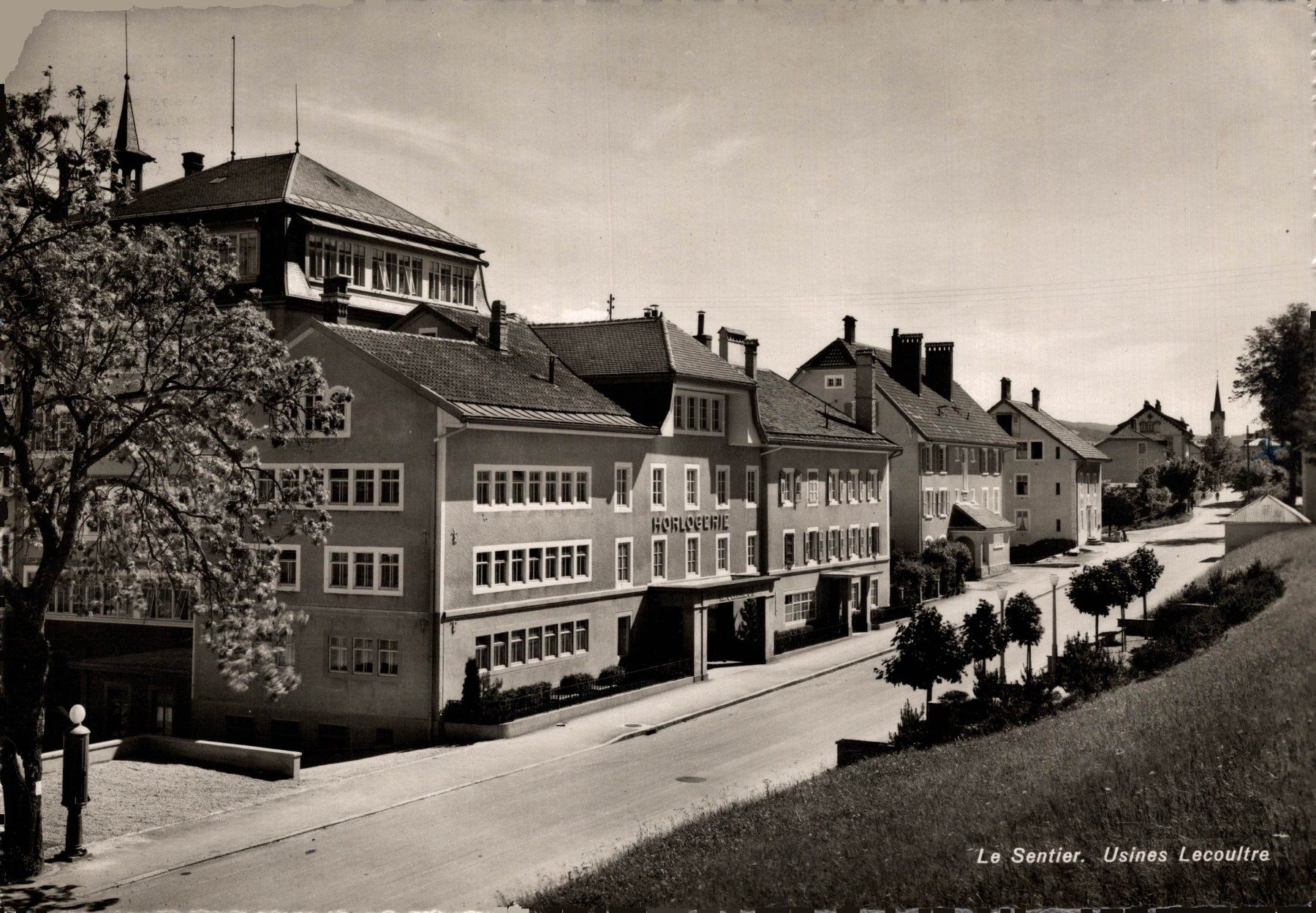 Cartes postales: Le Sentier. Usines Lecoultre – D'occasion à Bronschhofen par Astore