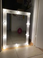 Theaterspiegel weiss mit Leuchtmittel 80x60 cm