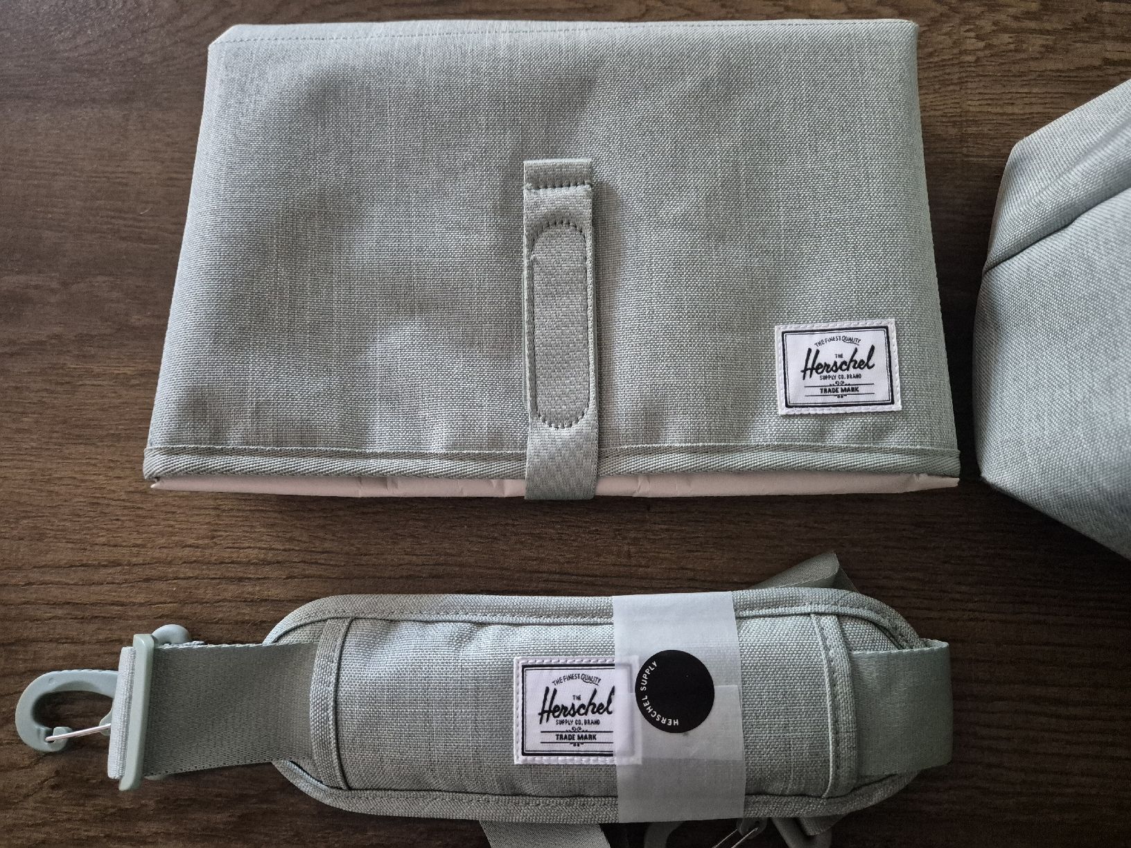 Herschel Borse & Zaini: Herschel Wickeltasche – Nuovo (secondo la descrizione) da Frauenfeld venduto da Redlady2088 5