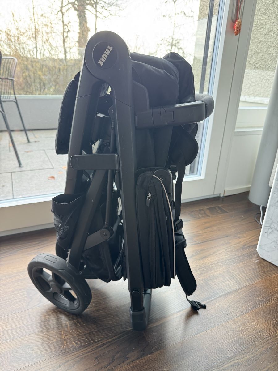 Thule Kinderwagen: THULE Spring schwarz – Gebraucht aus Küsnacht ZH von BSH1983 8