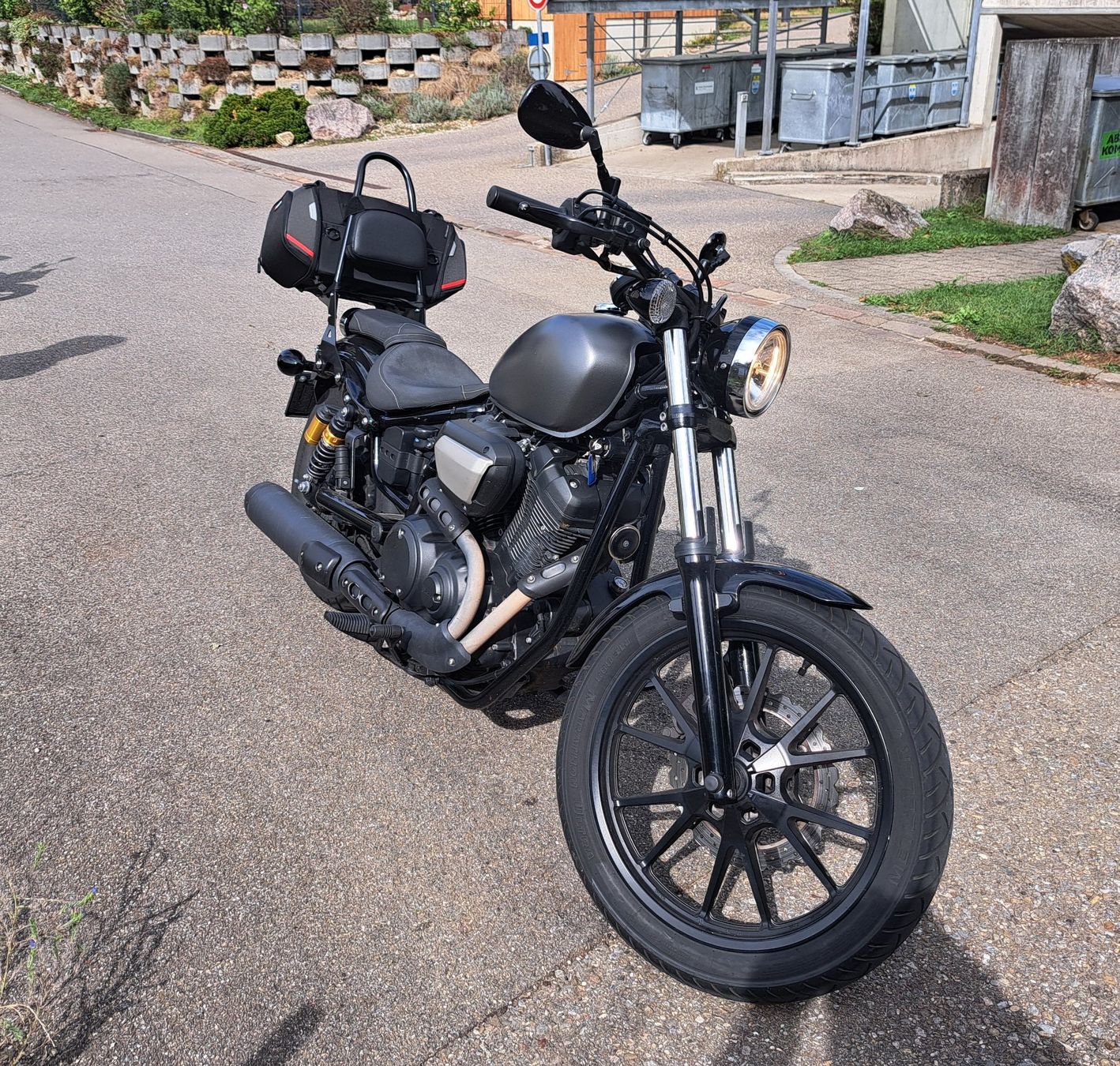 Yamaha Chopper: Yamaha XV 950 R ABS – Usato da Kollbrunn venduto da D.C.1 3