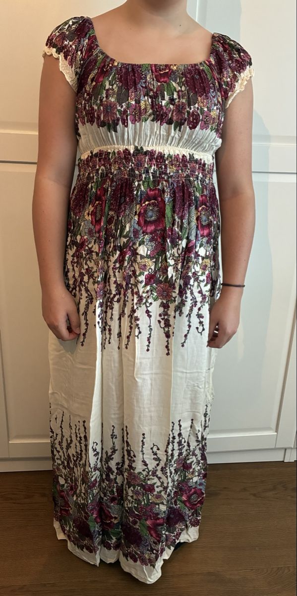 Vestiti: Sommerliches Maxikleid mit Blumenmuster, one Size – Usato da Sursee venduto da Vogi68