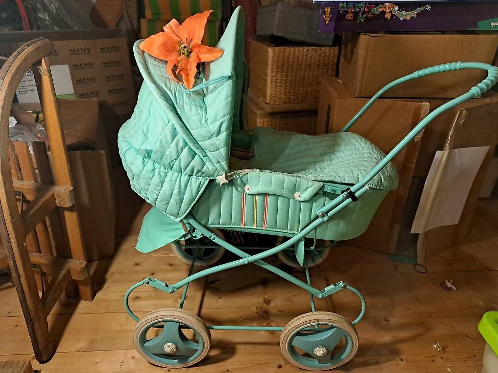 Carrozzine per bambole: Puppenwagen – Usato da Murten venduto da see_d5xf