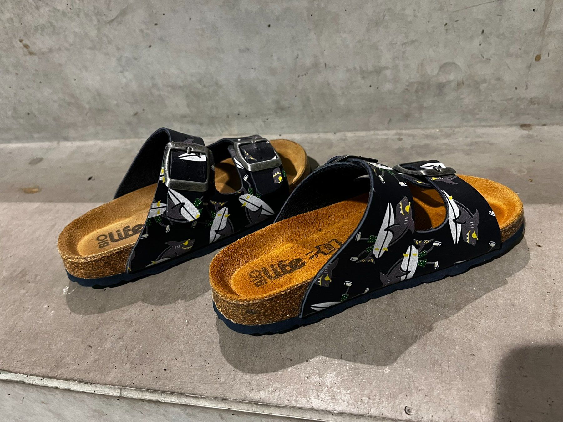 Scarpe per ragazzi: Hausschuhe Gr. 31 – Usato da Luzern venduto da Patrick_e 1