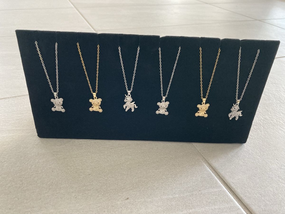 Ketten: Kinder Halskette Teddy / Einhorn & Gold oder Silber  – Neu und originalverpackt aus Winterthur von Box4Fun