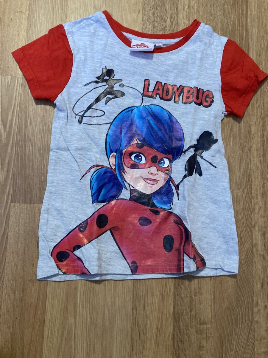 Camicette, T-shirt & Top: Miraculous Ladybug Shirt Gr. 122 – Usato da Emmenbrücke venduto da JJ_89