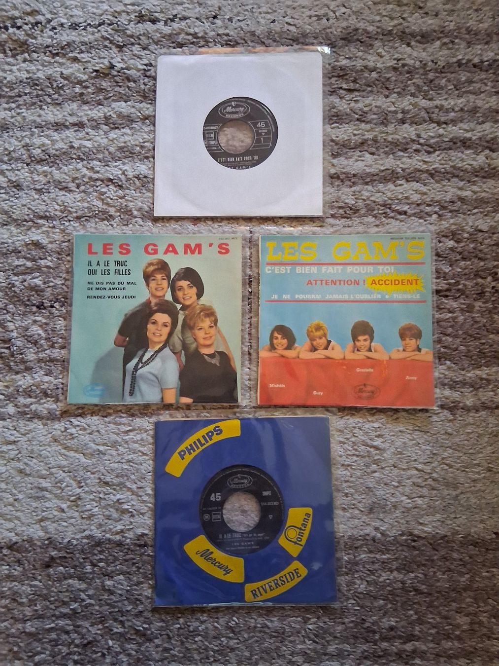 Dischi in vinile: Lot de 4 disques 45 tours Les Gam's – Usato da Aigle venduto da Marcagapit