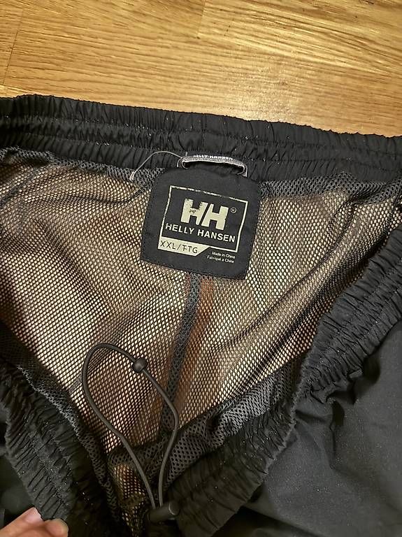 Pantalons: Helly Hansen Regenhose XXL – D'occasion à Basel par momo.st 3
