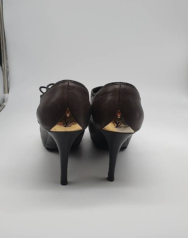 Louis Vuitton Scarpe da donna: Louis Vuitton originali numero 40 – Usato da Corteglia venduto da ila_kz6b 2
