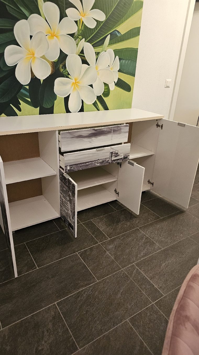 Cassettiere: Moderne Kommode mit New York Motiv - Ein echter Hingucker! – Usato da Weiningen ZH venduto da Mirofox 2
