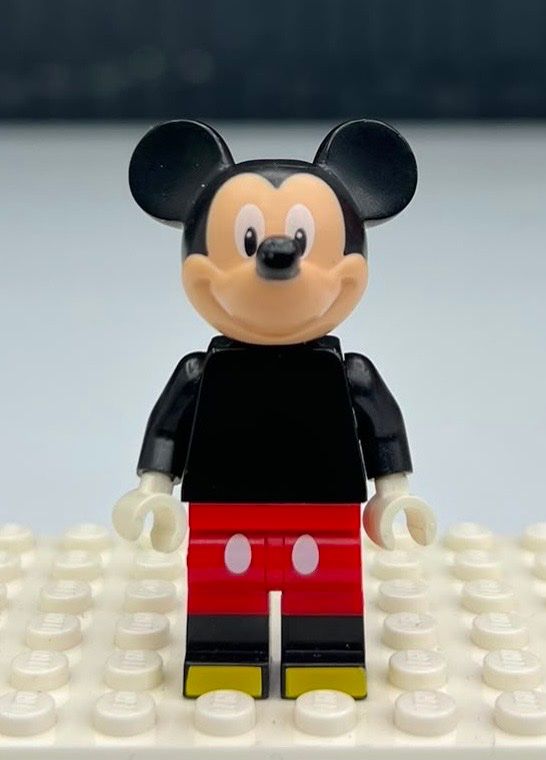 Lego Giocattoli: Lego Minifigur Mickey Mouse , dis012 – Usato da birrhard venduto da Nosara7