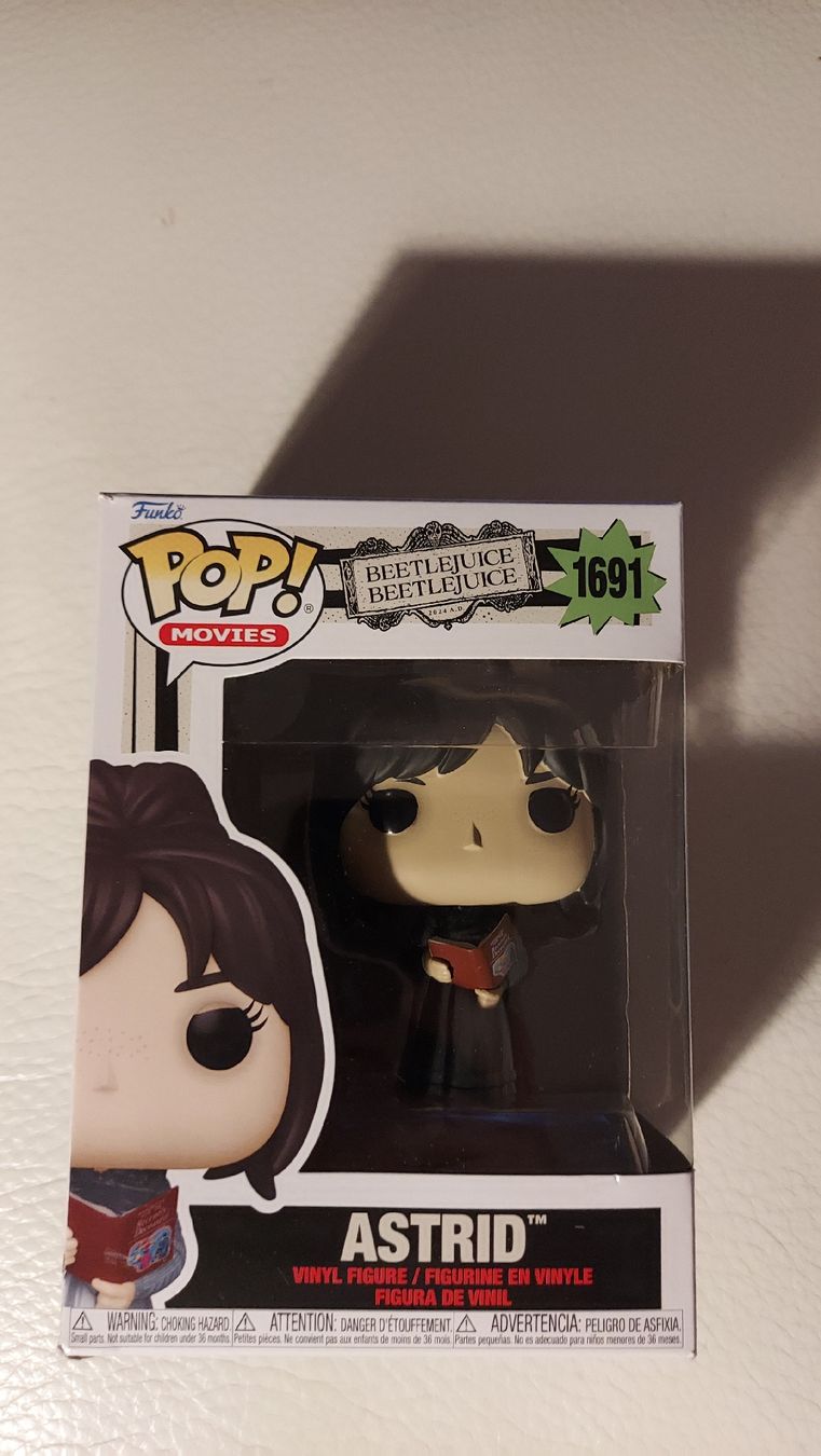 Funko Statuette: Funko Pop Beetlejuice Beetlejuice Astrid – Usato da Luzern venduto da 71memory