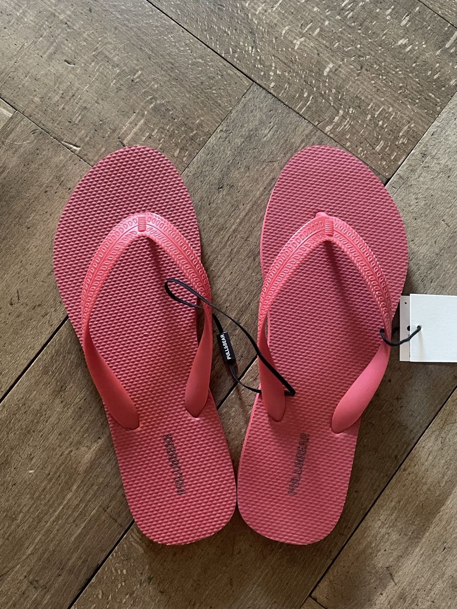 Pull&Bear Herrenschuhe: Flipflops rot 38/39 – Neu und originalverpackt aus Zürich von sop_f5bp