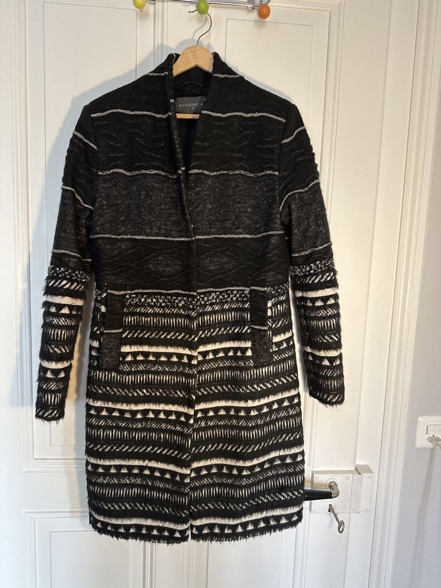 Mäntel: SYNDICATE Mantel Gr. 36 schwarz/weiss – Neu (gemäss Beschreibung) aus Bern von Ibizaflow