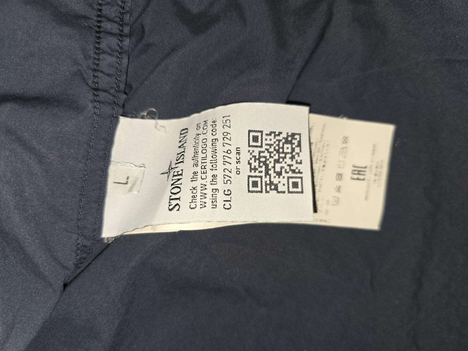 Stone Island Giacche: Stone Island Jacke dunkelblau Grösse L – Usato da Luzern venduto da Flynn_nw 3