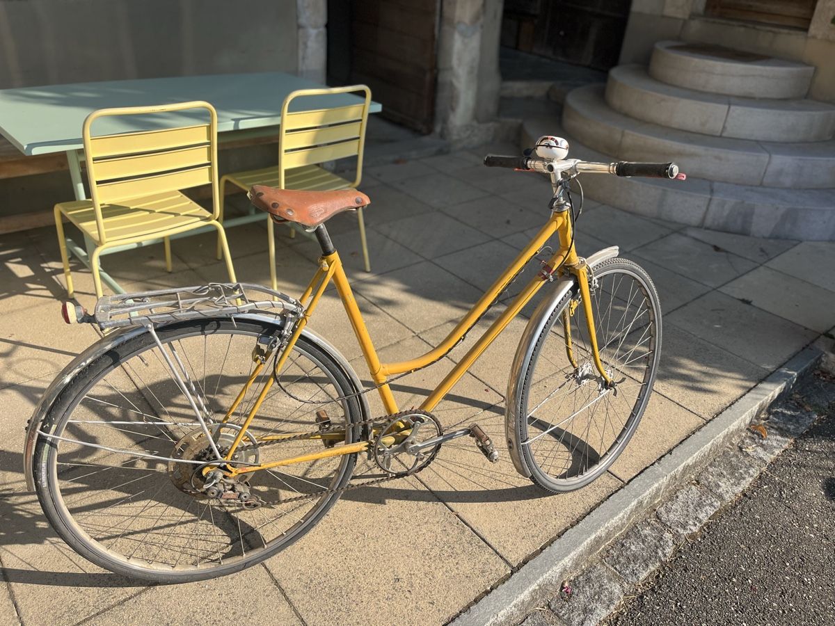 Biciclette: Altes Damen fahrrad – Usato da Bennwil venduto da Mseko 1