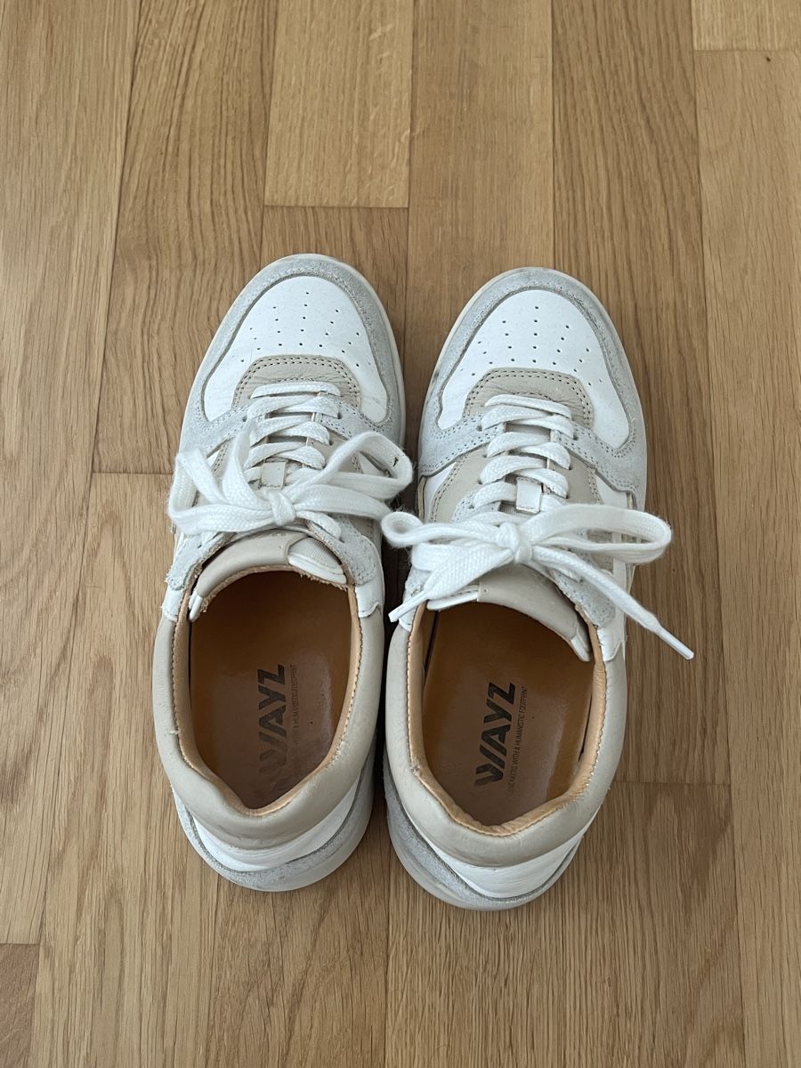 Damenschuhe: Wayz Damen Sneaker Gr. 38 – Gebraucht aus Urdorf von be_bravee