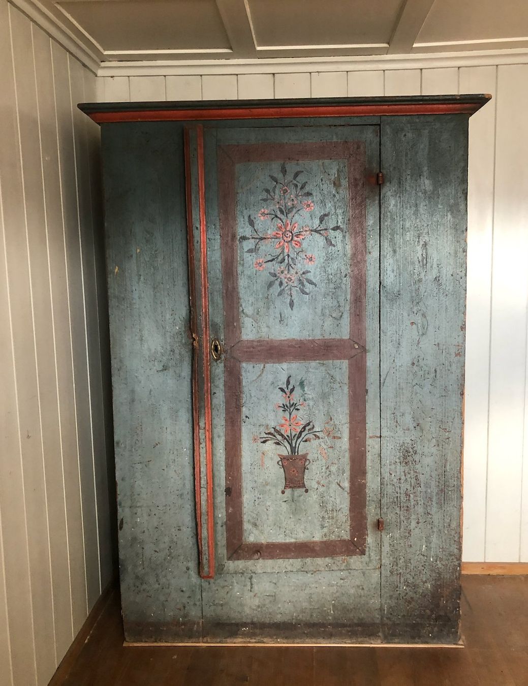 Armadi: Antiker Bauernschrank 19.Jh. – Usato da Zürich venduto da pat_5mww