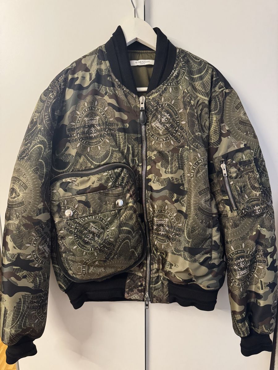 Givenchy Giacche: Givenchy Jacke – Nuovo (secondo la descrizione) da Neftenbach venduto da dco_vy6w 4