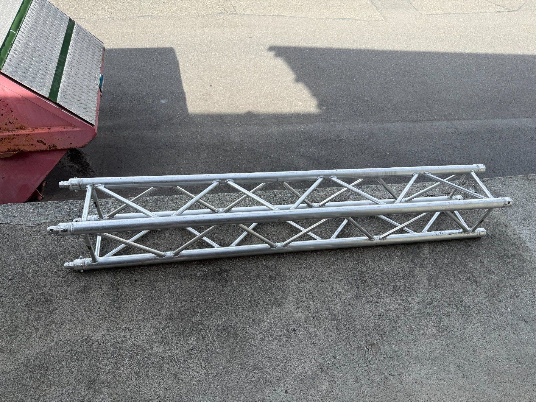 Tralicci: Globaltruss F34 200cm – Usato da Buchs AG venduto da N-joyEvents 1