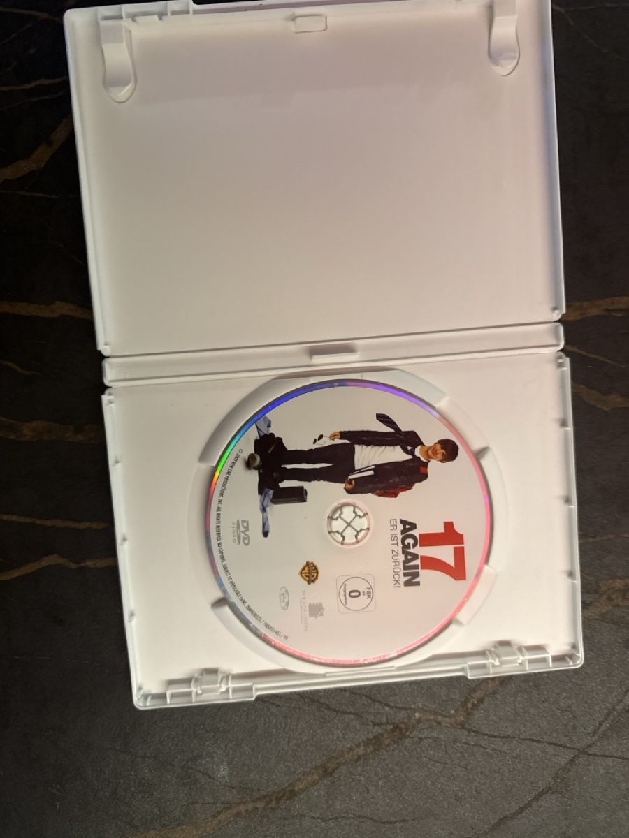 Tutti i DVDs: ZACEFRON 17 Again – Usato da Weiningen ZH venduto da -Adenin- 2