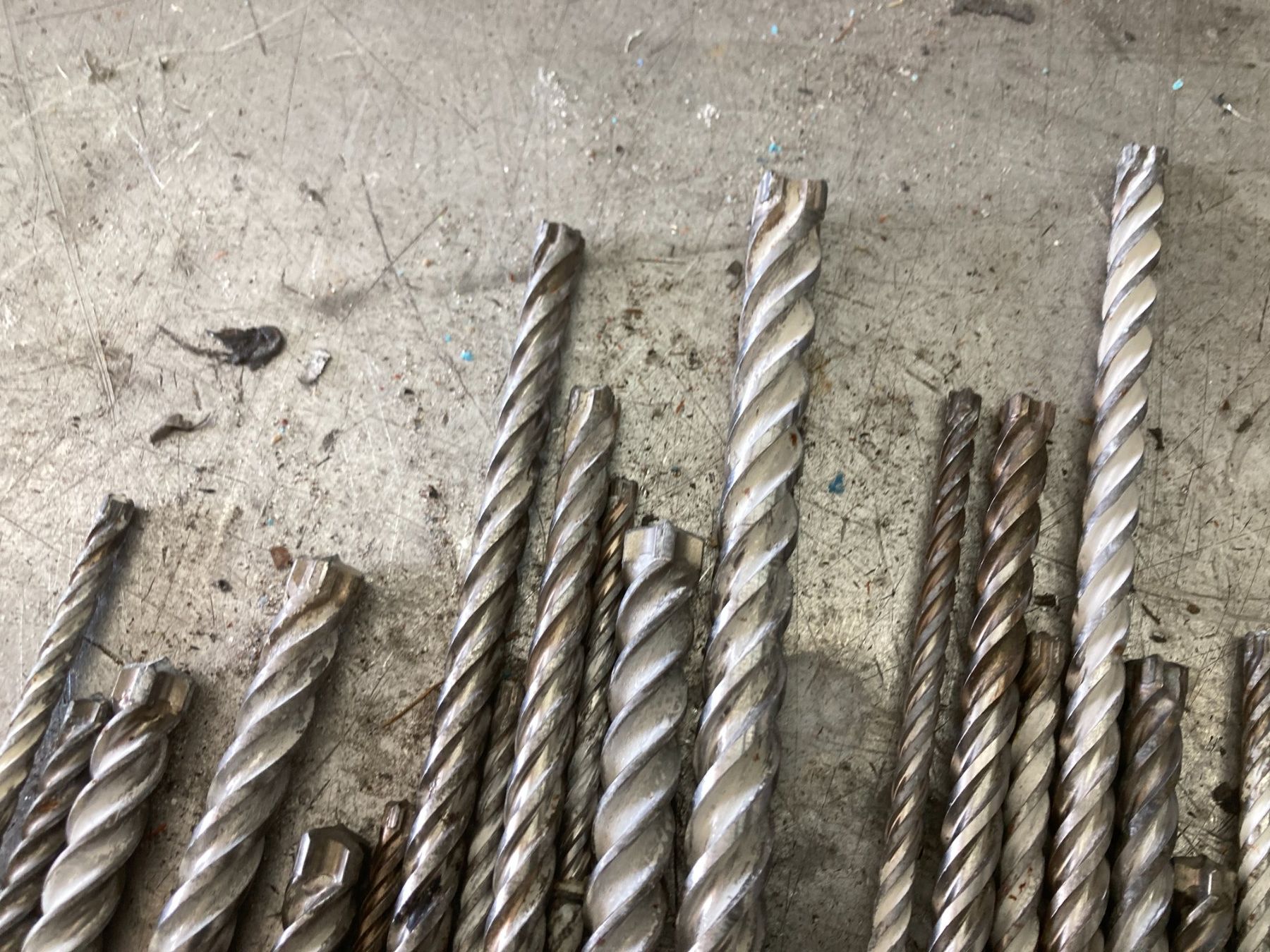 Hilti Alle Werkzeuge: SDS Bohrer Set Betonbohrer Steinbohrer Hammerbohrer OCC – Neu (gemäss Beschreibung) aus Cham von WB2223 2