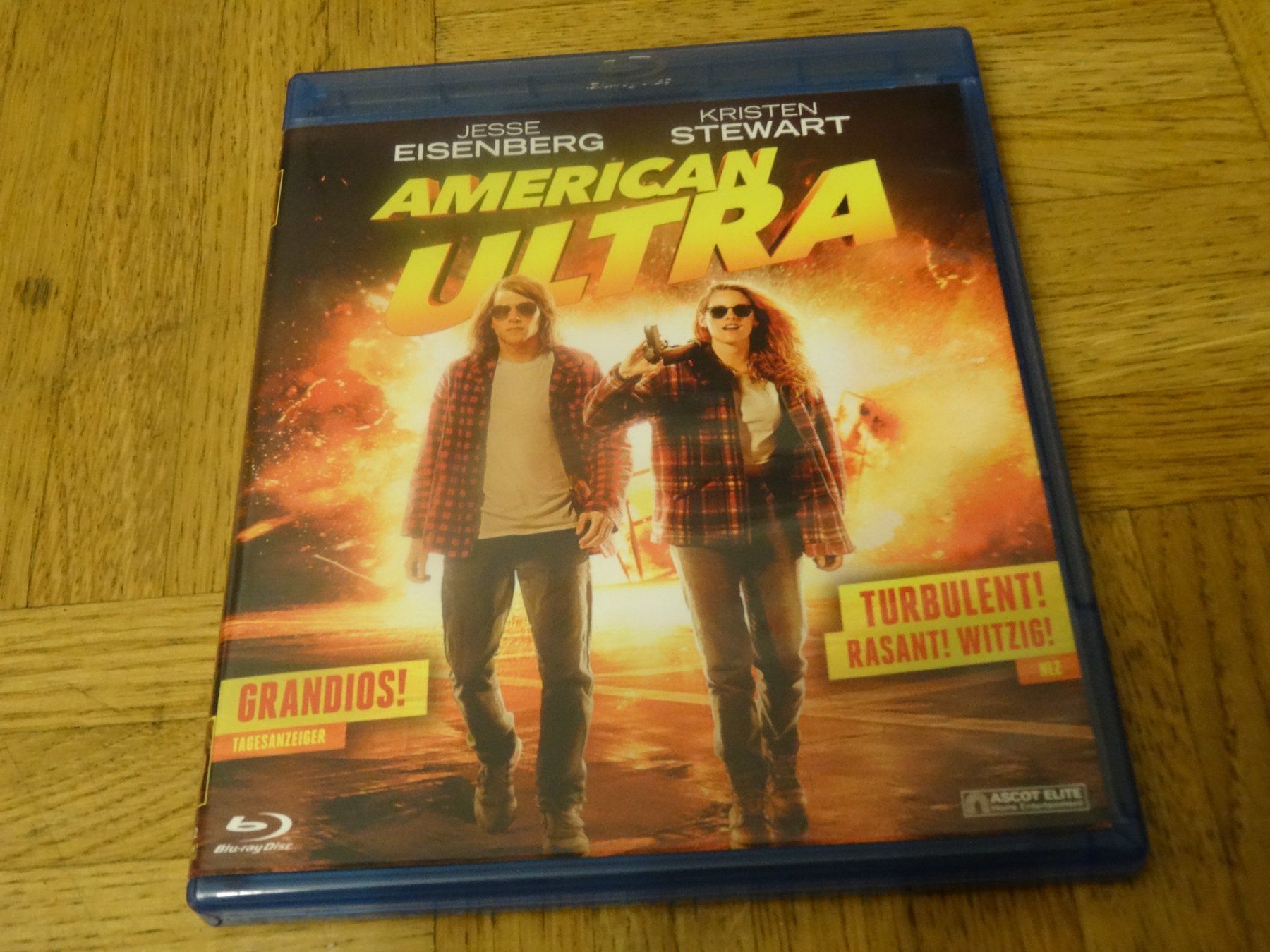 Tutti i DVDs: American Ultra - Blu-ray – Usato da Olten venduto da Disc-Verkauf