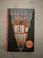 Sarah J Maas Heir of Fire Throne of Glass novel
