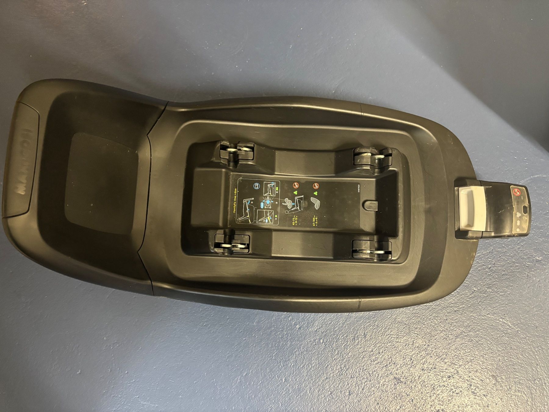 Seggiolini per auto: Isofix Basisstation – Usato da Bern venduto da jen_t7bc 1