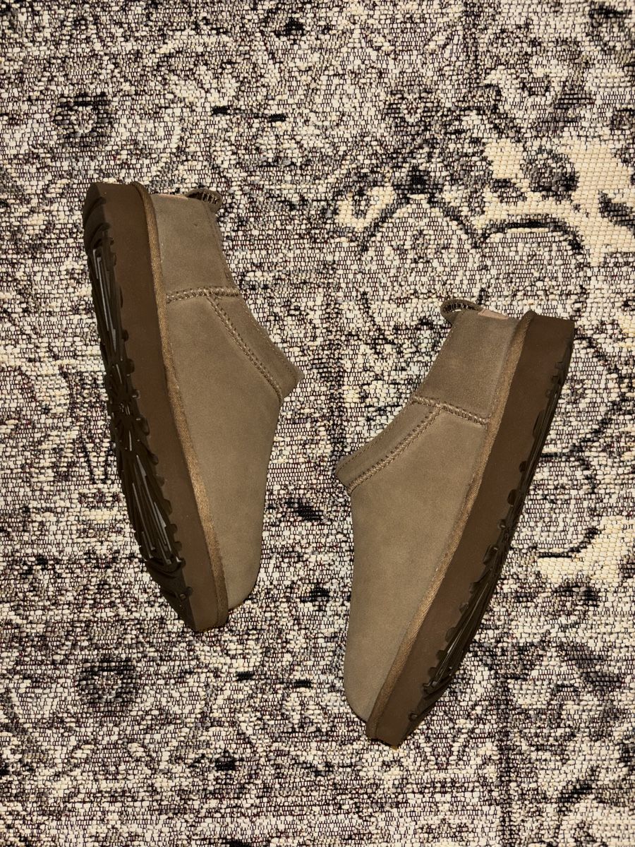 Ugg Scarpe da donna: UGG Classic Micro Boot – Nuovo e nell'imballaggio originale da Schaffhausen venduto da vel_67wt 4