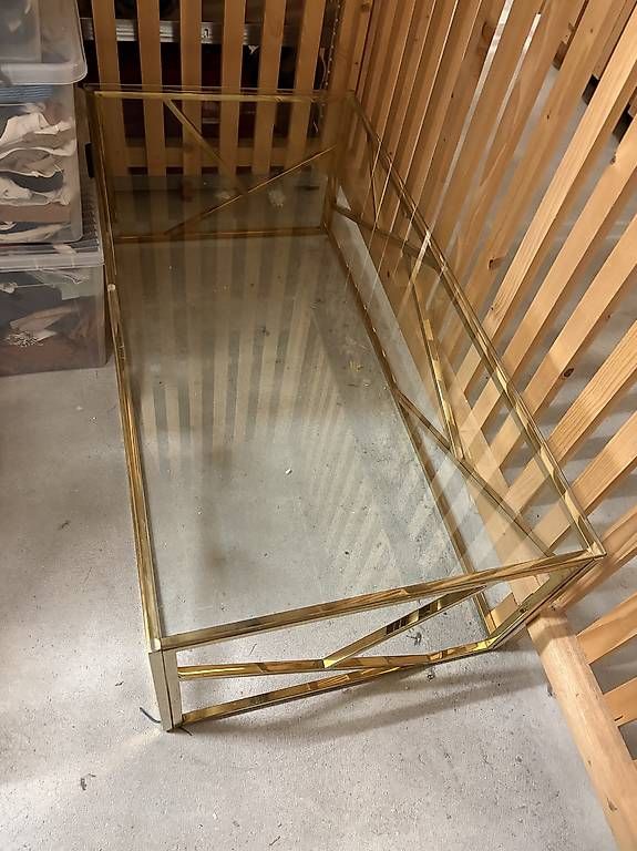 Tavoli: Couchtisch Glastisch goldenes Metall – Usato da Dübendorf venduto da karim1409 2