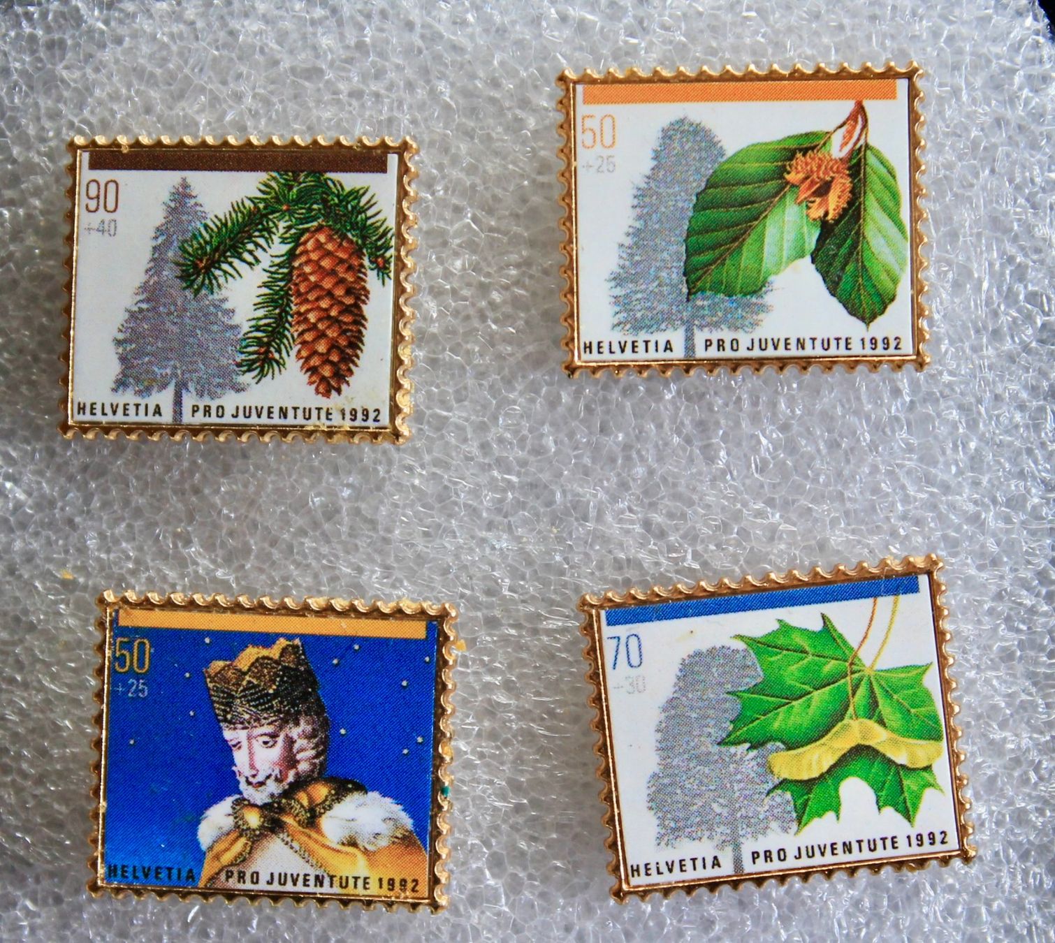 Placchette & Badge: 19 Pro Juventute Pins – Usato da Kirchlindach venduto da hekilida 4