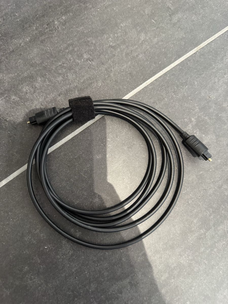 Cavi: Optisches Digital Audiokabel - Top Zustand! – Usato da Beckenried venduto da chef3945