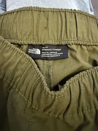 The North Face kurze Damen Hose, Khaki, XS, Top Zustand
