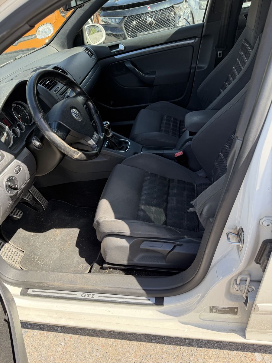 VW Automobili: Golf V GTI Defekt – Difettoso da Mollis venduto da BSL10 8