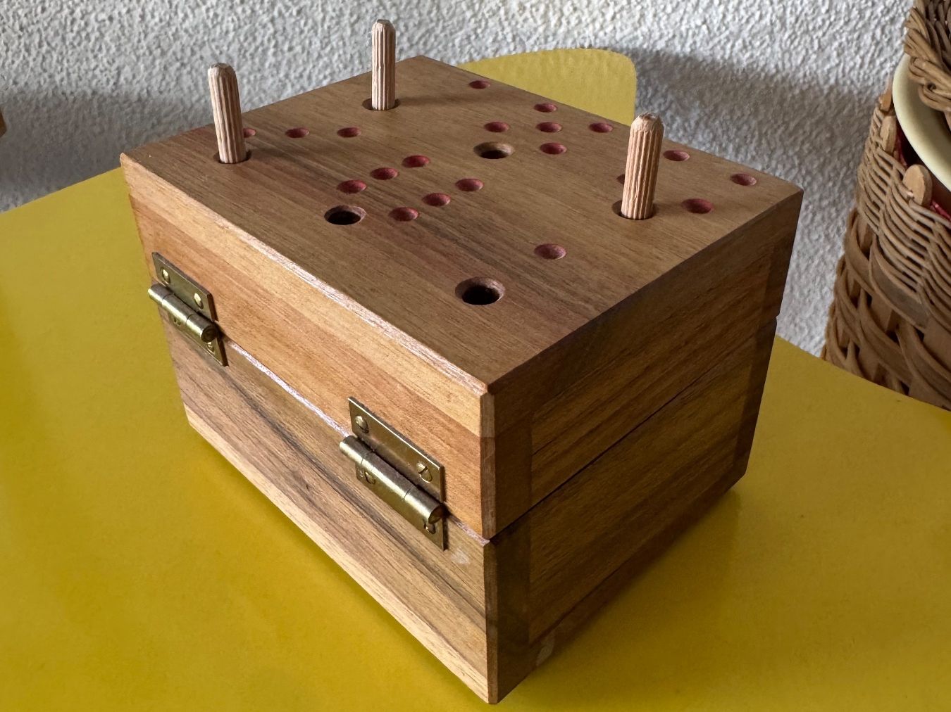 Giochi: Spiel Würfelspiel Geschicklichkeit Handmade – Nuovo (secondo la descrizione) da Steffisburg venduto da smocky17 4