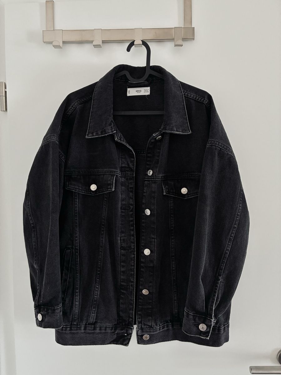Mango Giacche: Veste en jean noire Mango – Nuovo (secondo la descrizione) da Bulle venduto da ste_t2ng