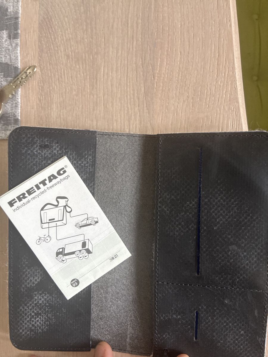 Borse: Freitag Tasche  Smartphone Guter Zustand, – Nuovo (secondo la descrizione) da Zürich venduto da ani_8jg5 3