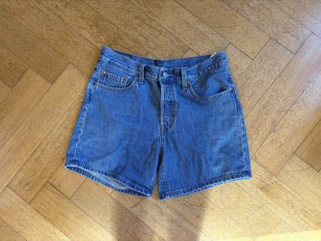 Short Levi’s Femme