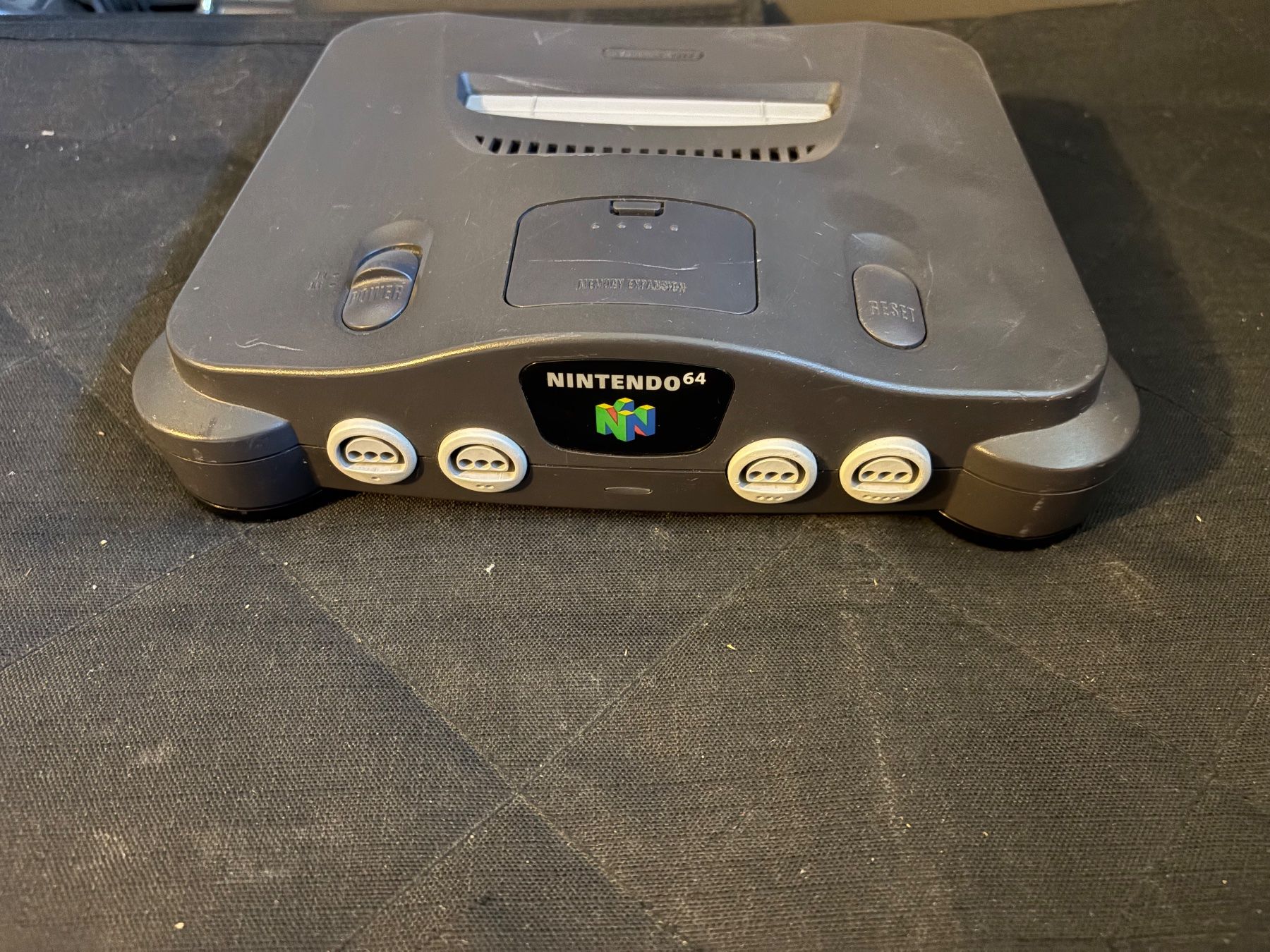 Nintendo Console: Nintendo 64 Konsole - Gehäuse – Difettoso da Lausen venduto da sen_jm7c 2